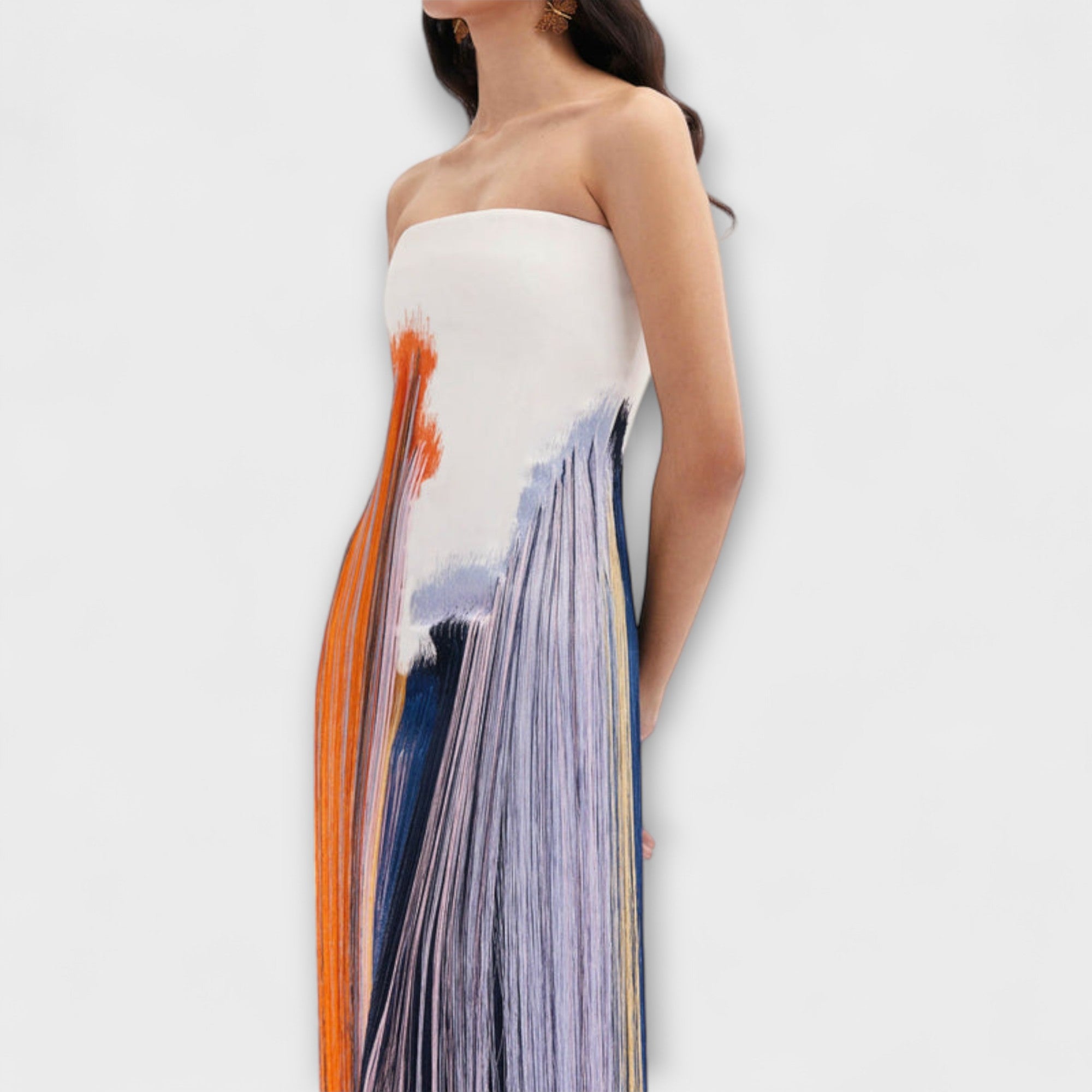 Léto - Stylové šaty s barevným blokováním a trendy třásněmi