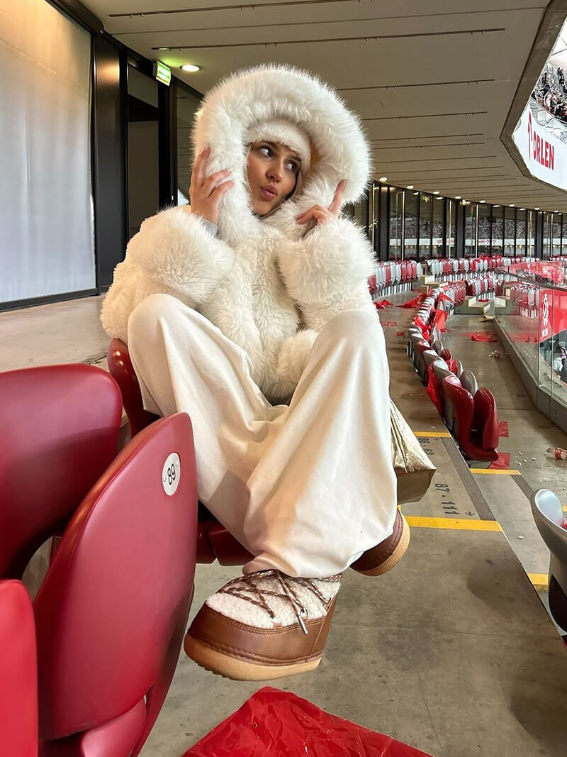 Oversized Faux Fur Hooded Jacket for Women – Luxury Winter Coat