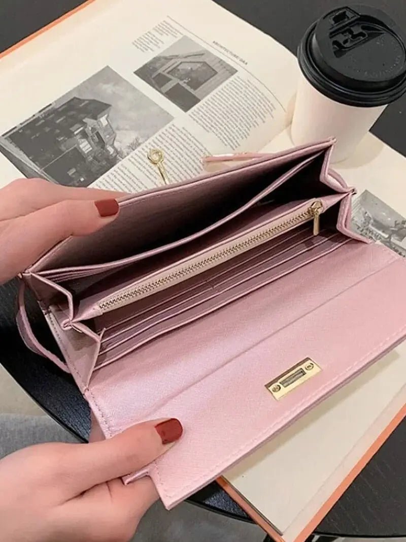 Addison Elegant Leather Wallet for Women – Classic & Secure