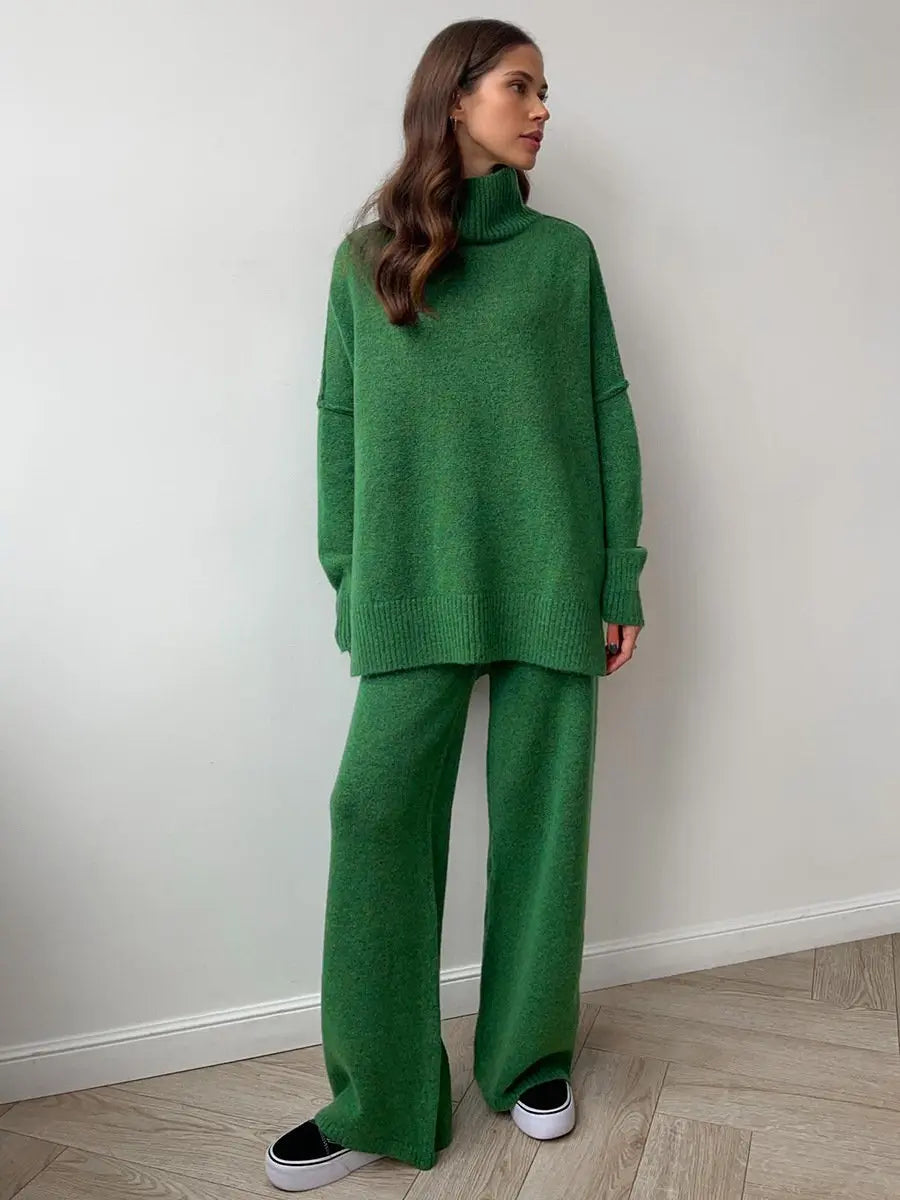 Beige Knit Two-Piece Loungewear Set – Women’s Cozy Sweater and Pants