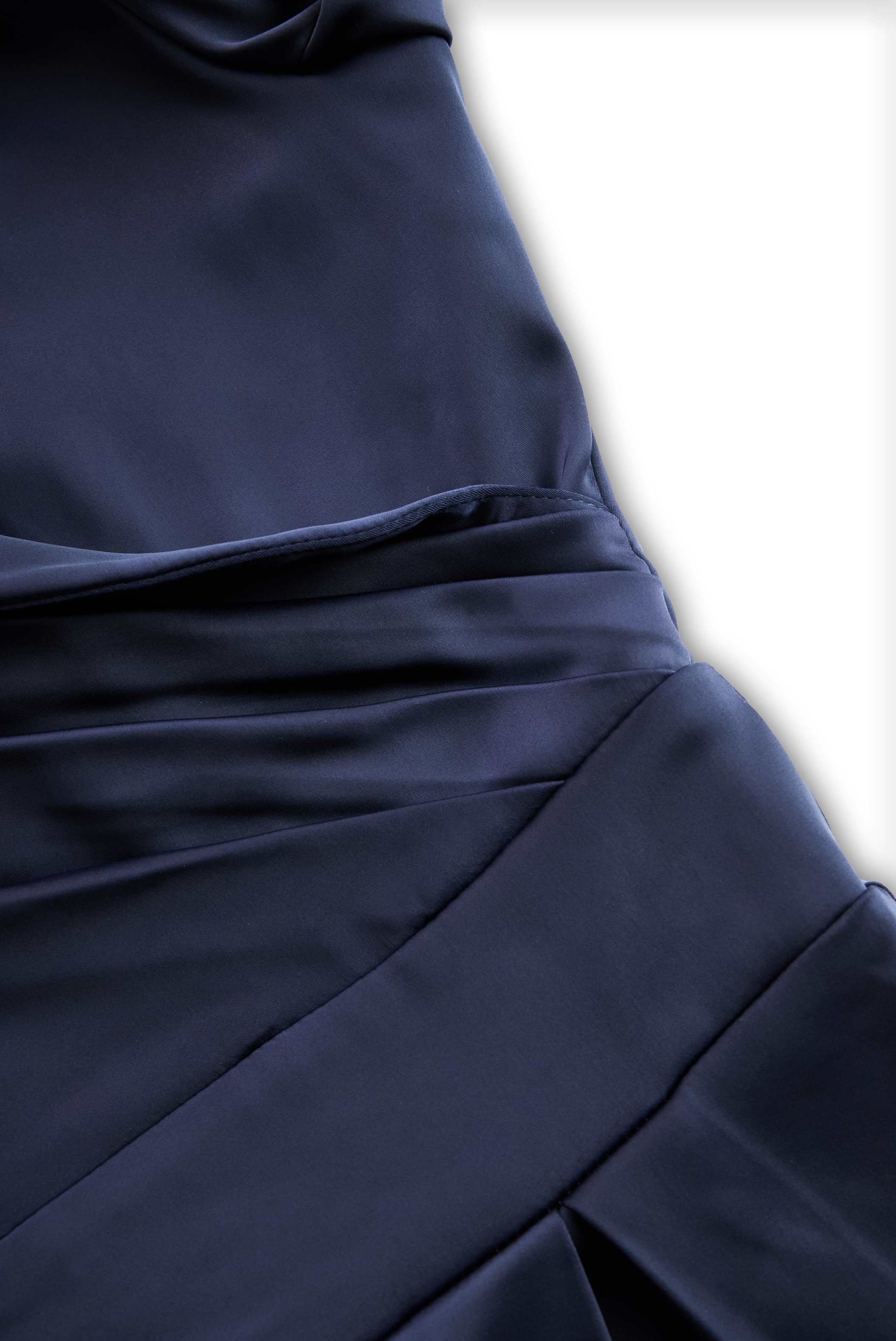 Dharmay | Elegantní midi šaty s dlouhým rukávem