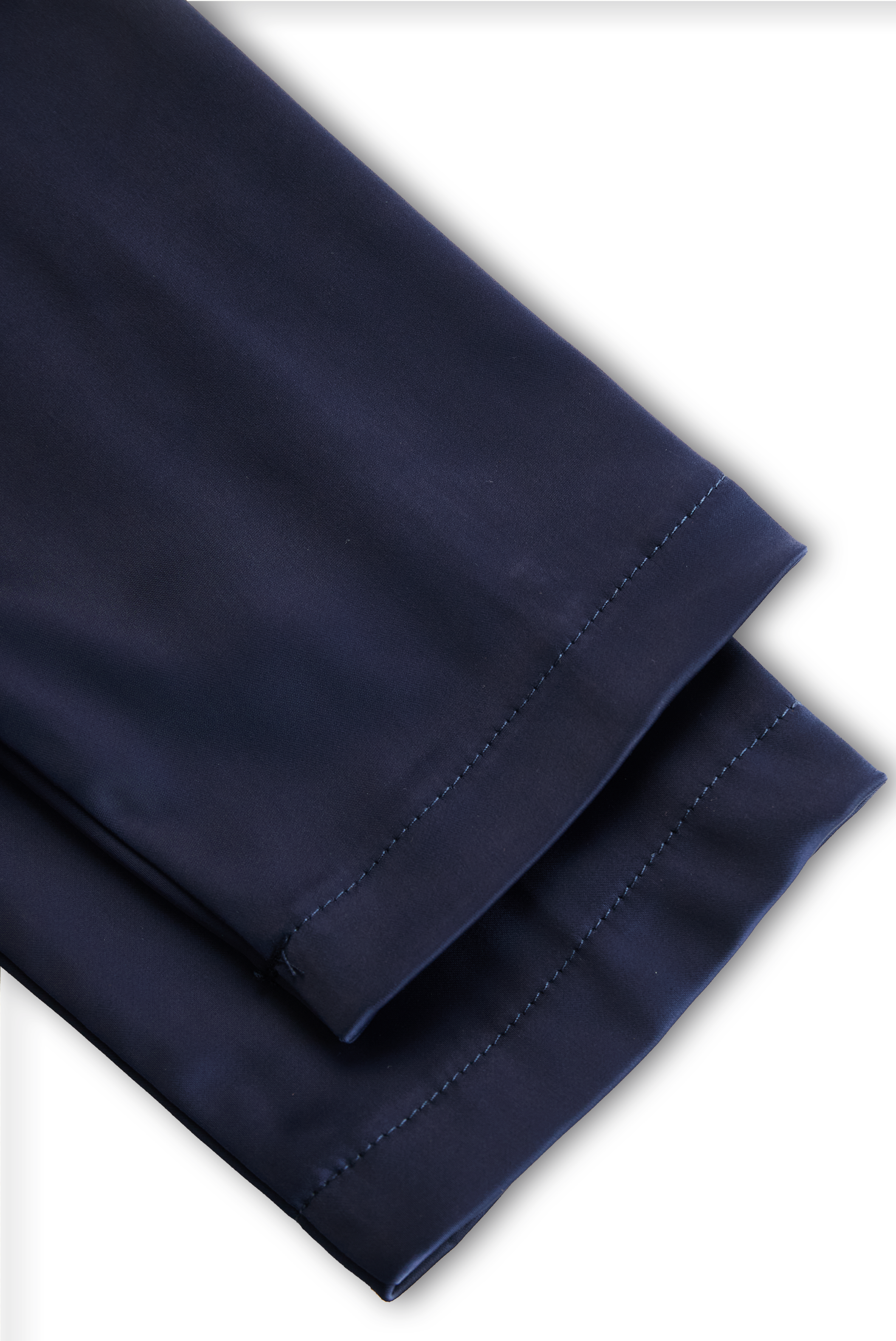 Dharmay | Elegantní midi šaty s dlouhým rukávem