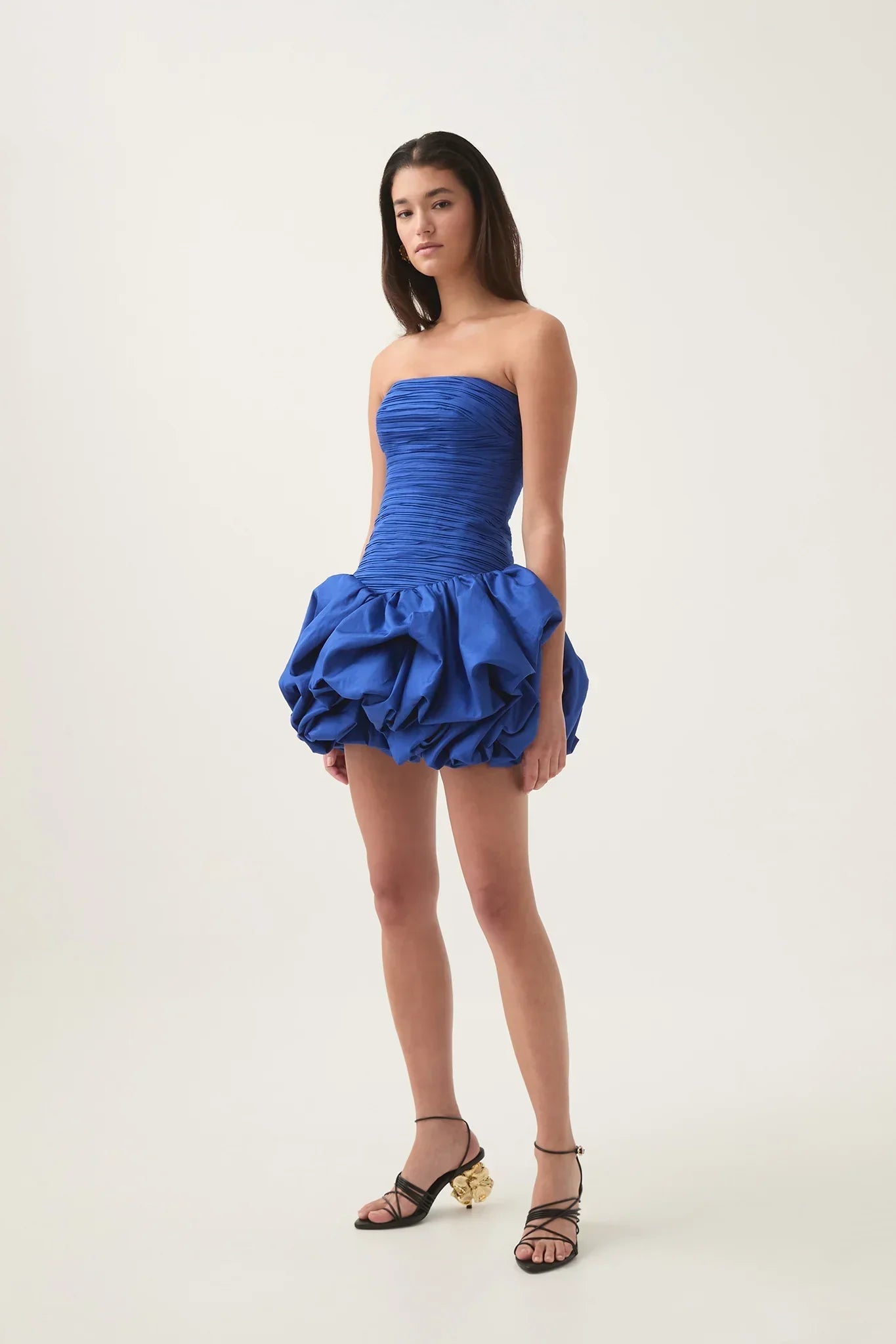 Blue and White Floral Strapless Mini Dress – Elegant Party Outfit