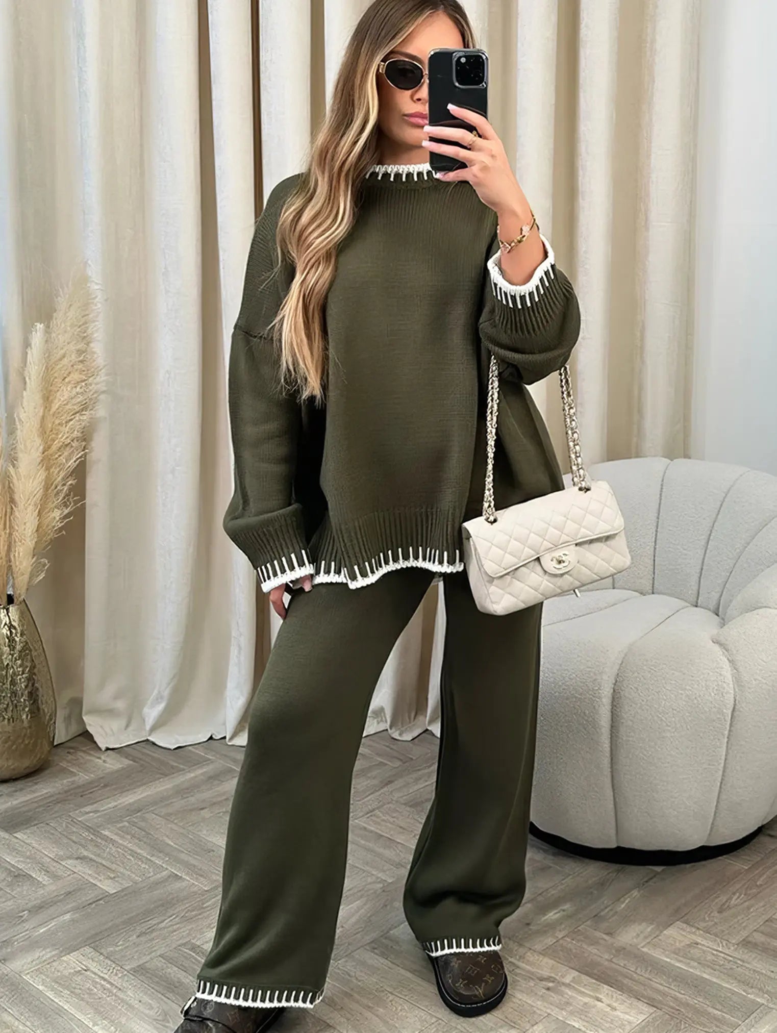 Cream Knit Two-Piece Loungewear Set with Contrast Trim – Women’s Cozy Outfit