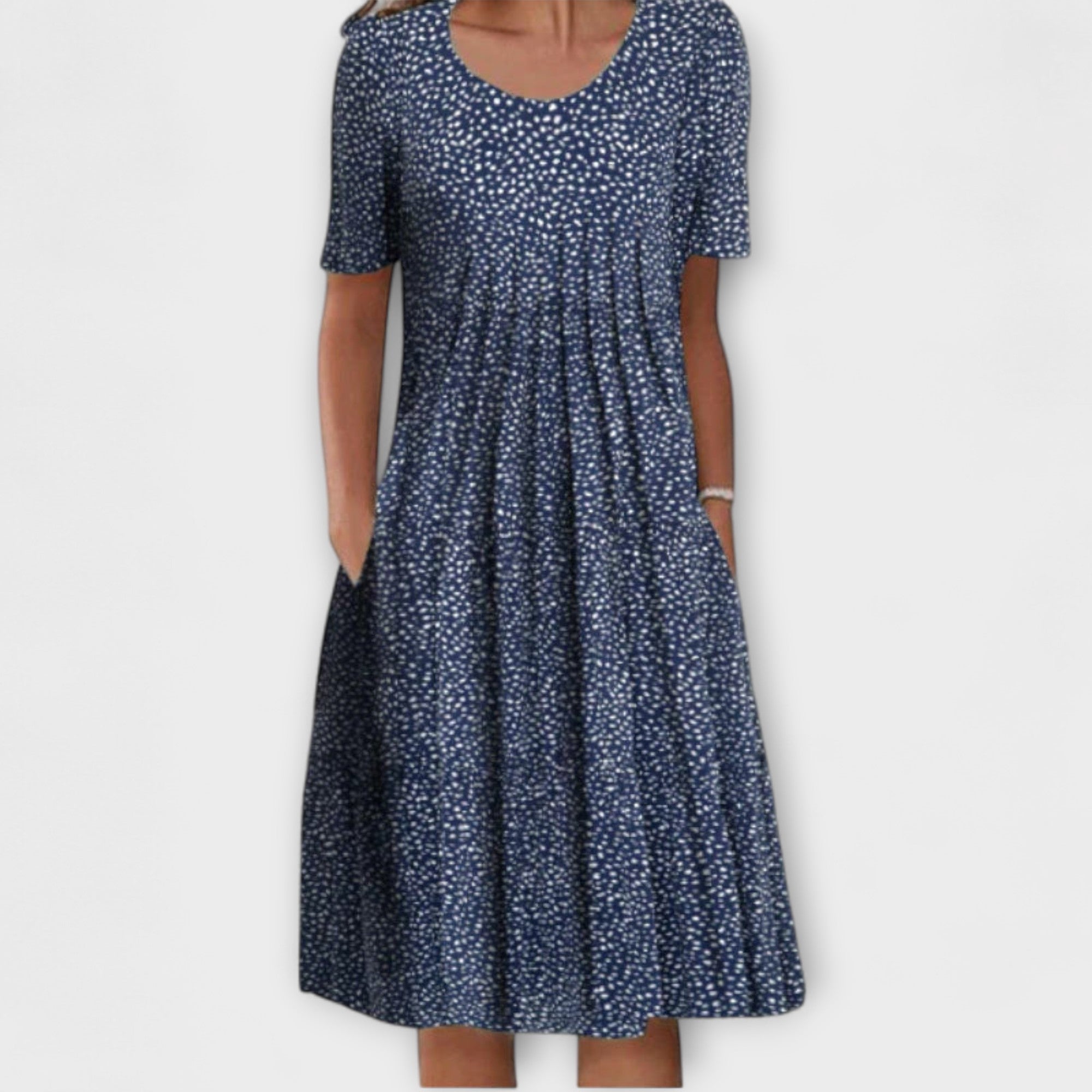 Emelie – Stylové vrstvené šaty s kontrolou bříška