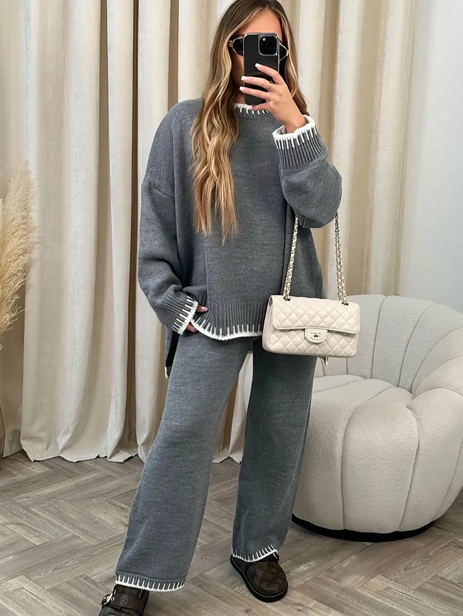 Cream Knit Two-Piece Loungewear Set with Contrast Trim – Women’s Cozy Outfit