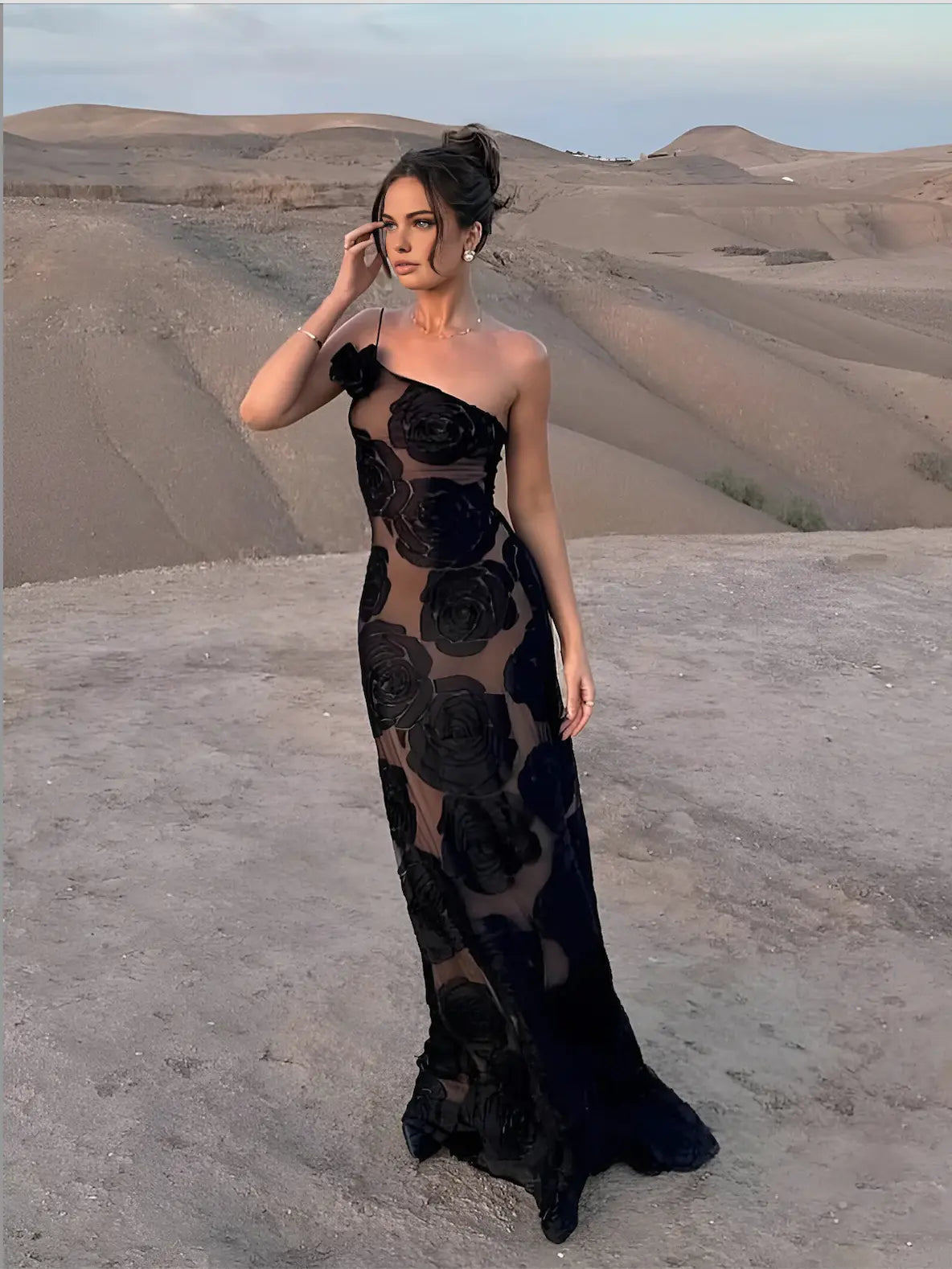 Strapless Floral Mesh Maxi Gown – Elegant Evening Wear