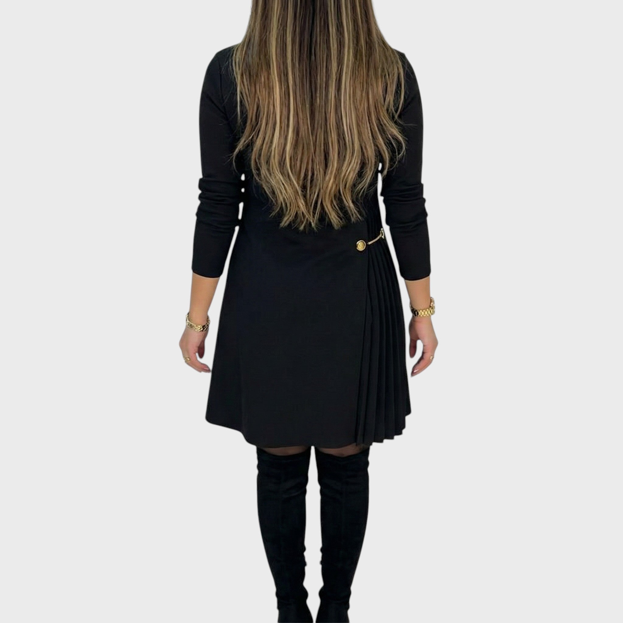 Sofia | Elegantní šaty s plisovaným detailem