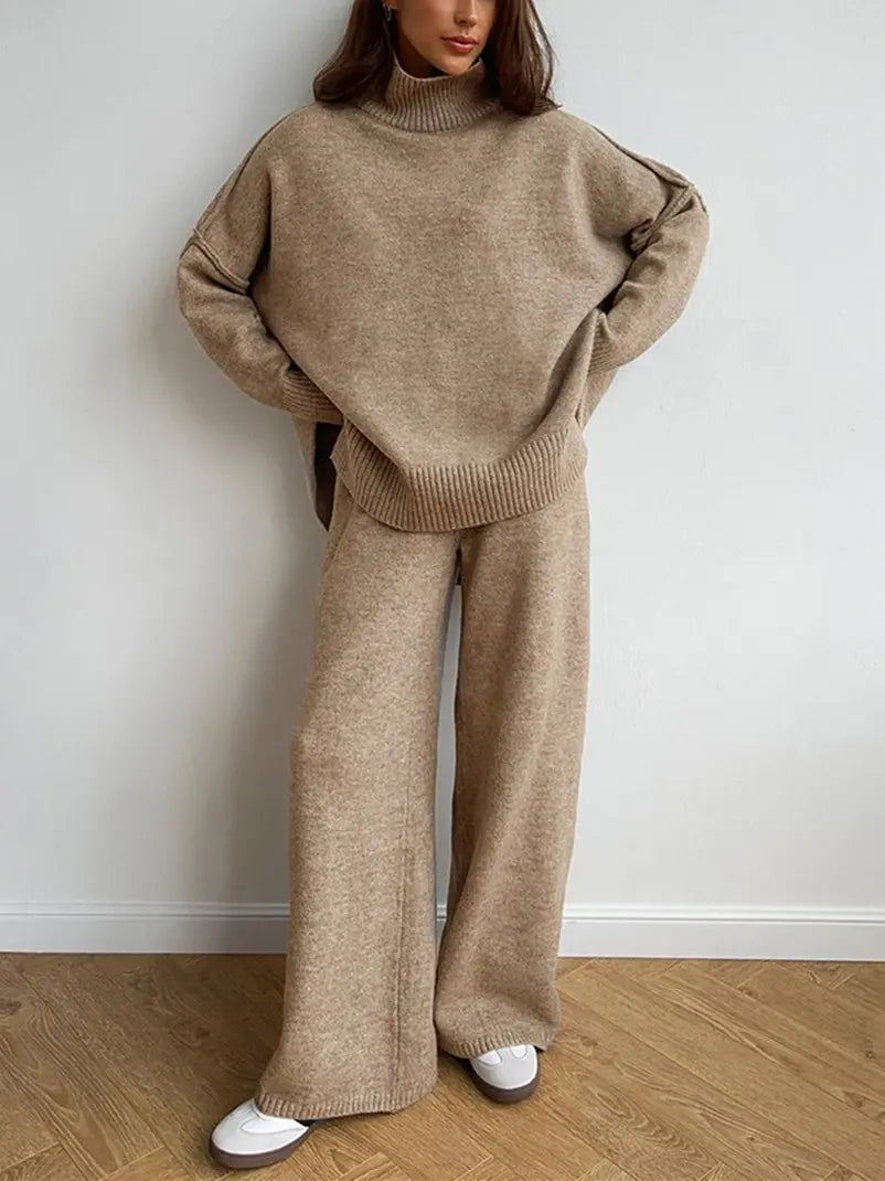 Beige Knit Two-Piece Loungewear Set – Women’s Cozy Sweater and Pants