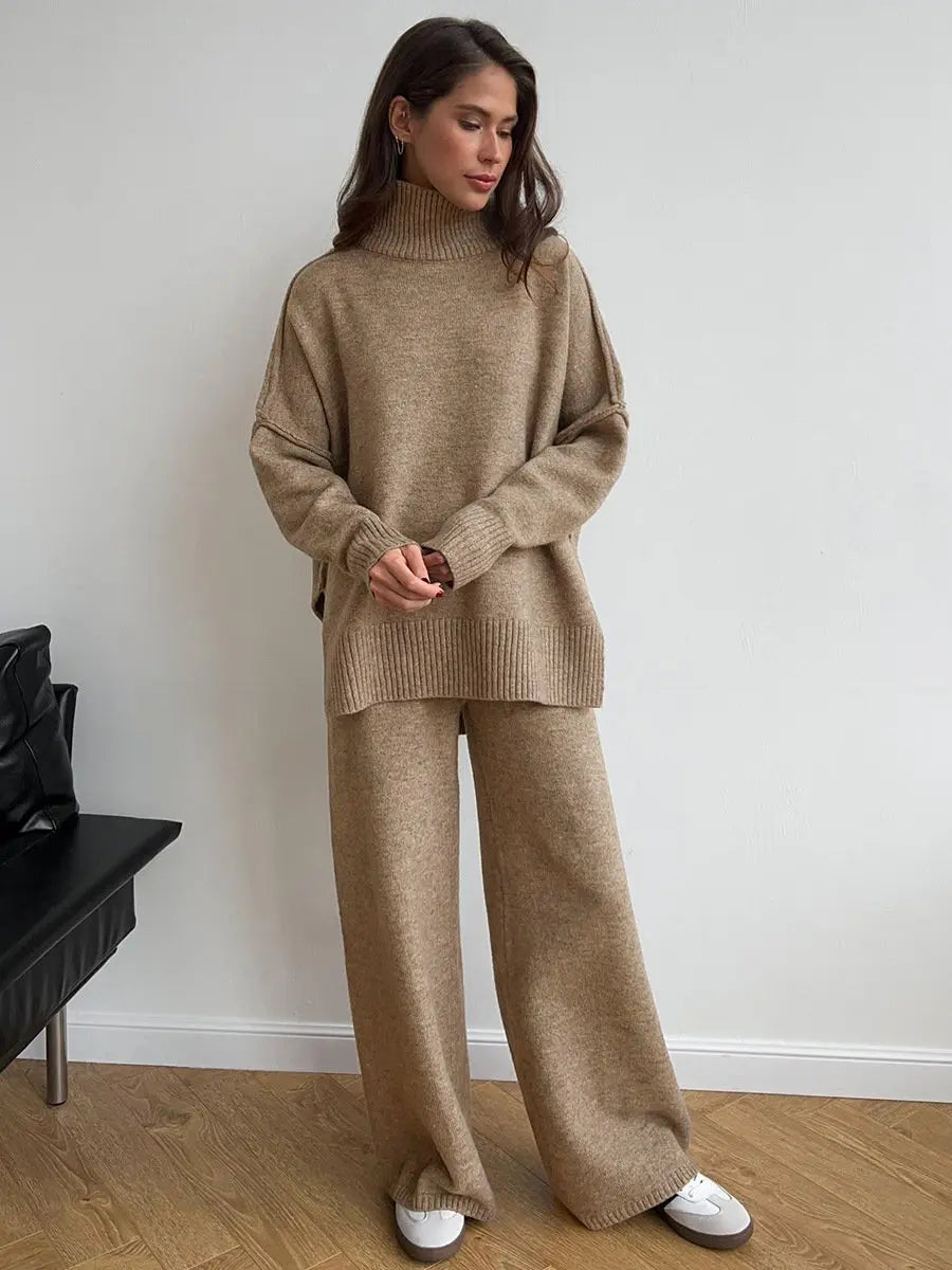 Beige Knit Two-Piece Loungewear Set – Women’s Cozy Sweater and Pants